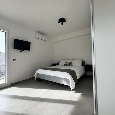 Airport Loft - Casa Giulia Appartement *